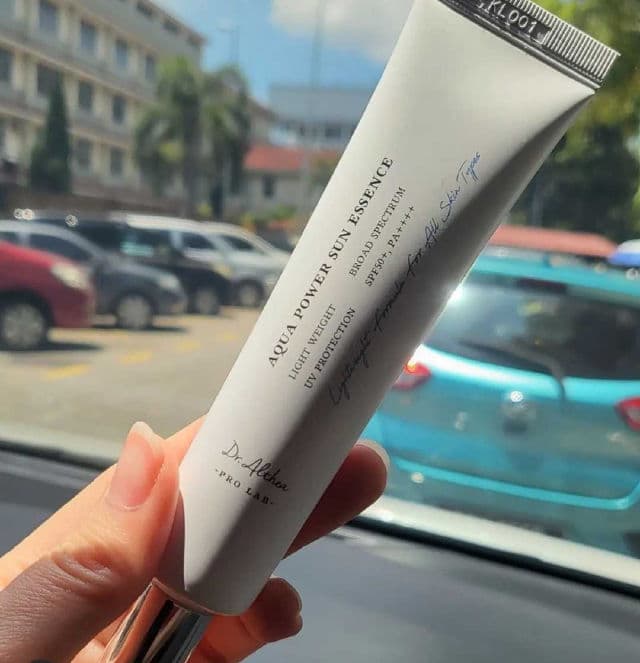 Dr. Althea Aqua Power Sun Essence SPF50+ PA++++ review photo by serene1126