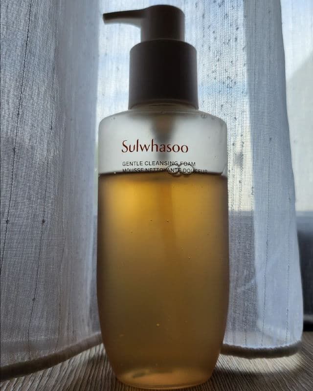Sulwhasoo Gentle Cleansing Foam review photo by serene1126