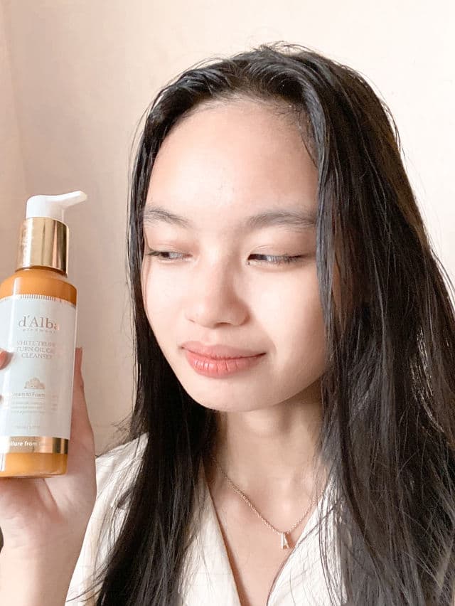 D' Alba Piedmont White Truffle Return Oil Cream Cleanser review photo by geezitsshirley