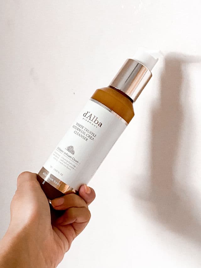 D' Alba Piedmont White Truffle Return Oil Cream Cleanser review photo by geezitsshirley
