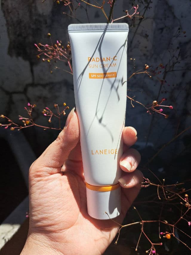 Laneige Radian-C Sun Cream SPF50+ PA++++ review photo by HanYu12