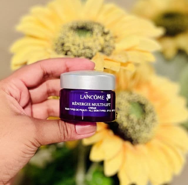 Lancome Travel Size Rnergie Multi-Action Broad Spectrum SPF 15 Lifting and Firming Cream All Skin Types review photo by TDK