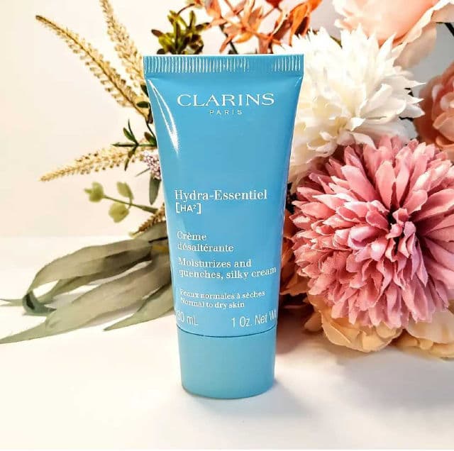 Clarins Hydra-Essentiel Silky Cream Normal to Dry Skin review photo by Producttester