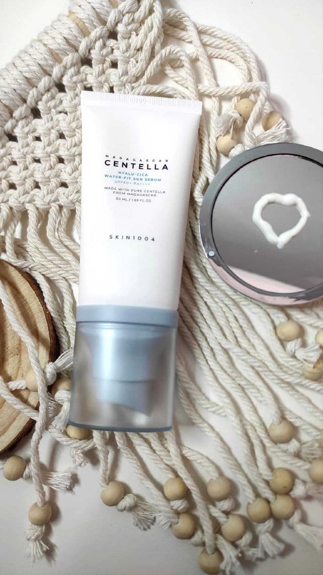 SKIN1004 Madagascar Centella Hyalu-Cica Water-Fit Sun Serum SPF50+ PA++++ review photo by Annaiz