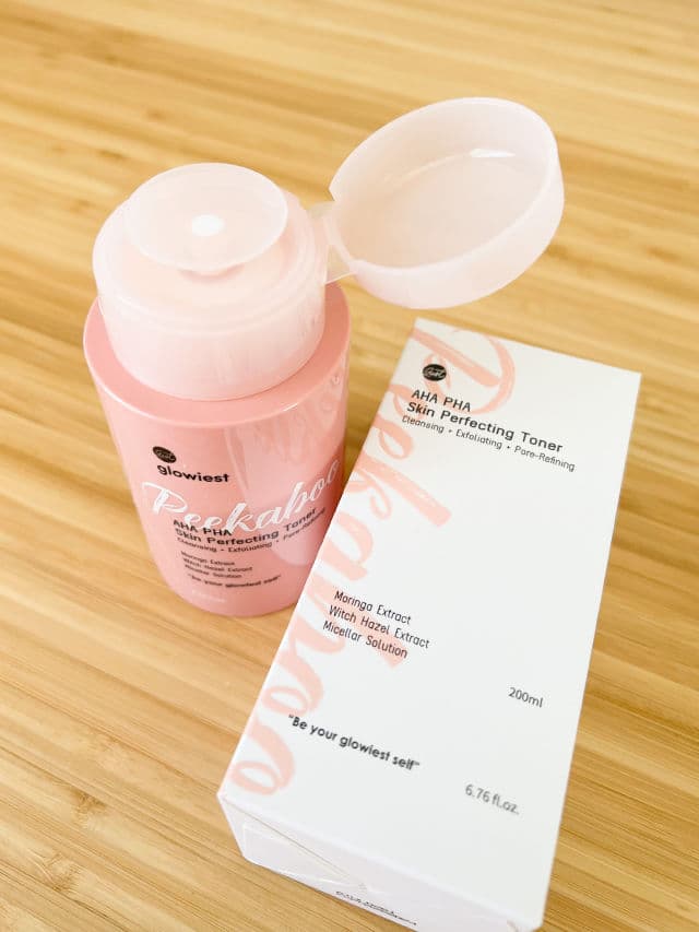 Glowiest Peekaboo AHA PHA Skin Perfecting Toner review photo by VeronicaReviews