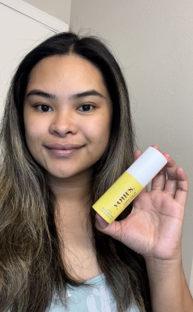 yours. Sunny Side Up Sunscreen Mist SPF 30 review photo by VeronicaReviews