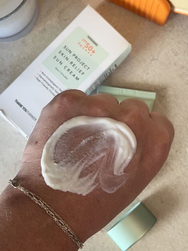 THANK YOU FARMER Sun Project Skin Relief Sun Cream SPF50+ PA++++ review photo by KBlushes