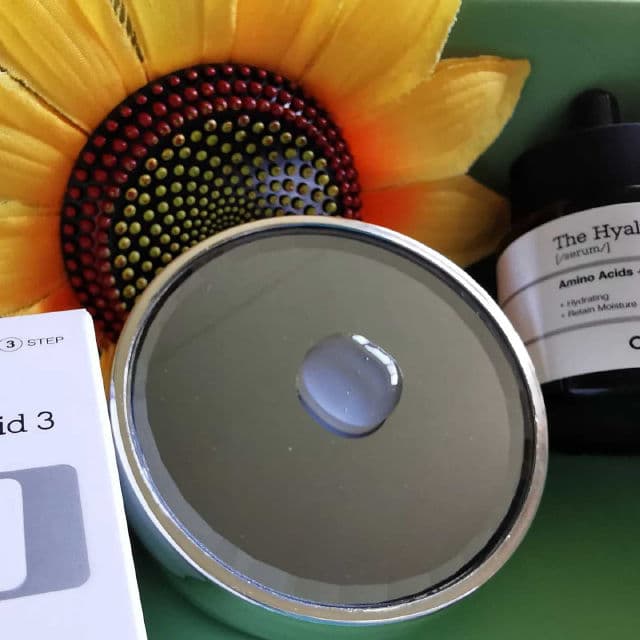 COSRX The Hyaluronic Acid 3 Serum review photo by Wuwu99