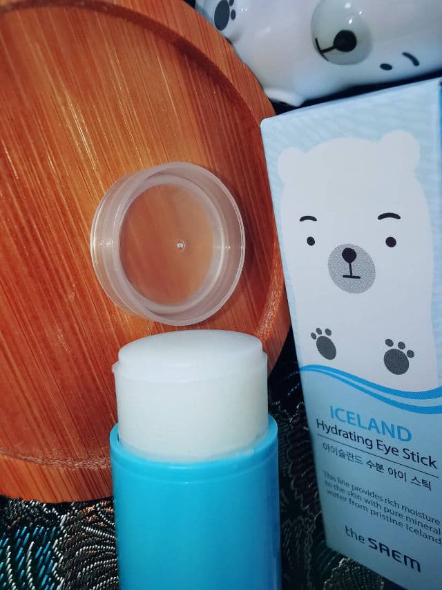 THE SAEM Iceland Hydrating Eye Stick review photo by Coco992016