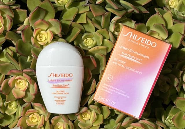 Shiseido Urban Environment Oil-Free Suncare Emulsion - SPF 30 review photo by AshEnds