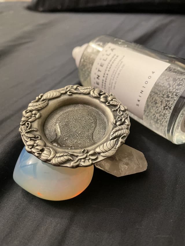 SKIN1004 Madagascar Centella Tone Brightening Capsule Ampoule review photo by CaitlynF