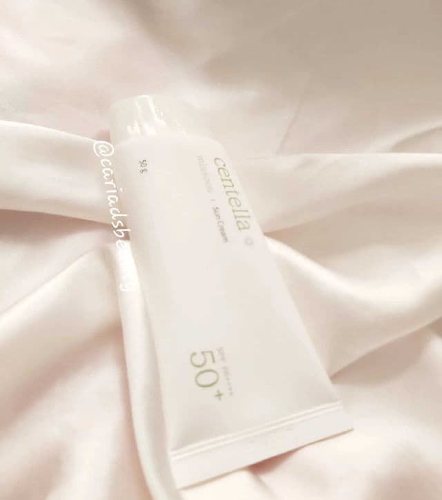 MIXSOON Centella Asiatica Sun Cream SPF 50+ PA++++  review photo by cariadsbeauty