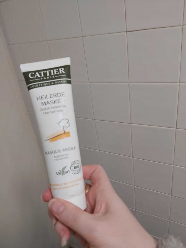 Cattier Masque à l'argile jaune review photo by cariadsbeauty