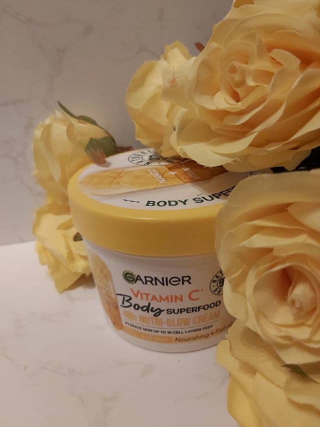 Garnier Body Superfood Nutri Glow Body Cream Vitamin C + Mango review photo by cariadsbeauty