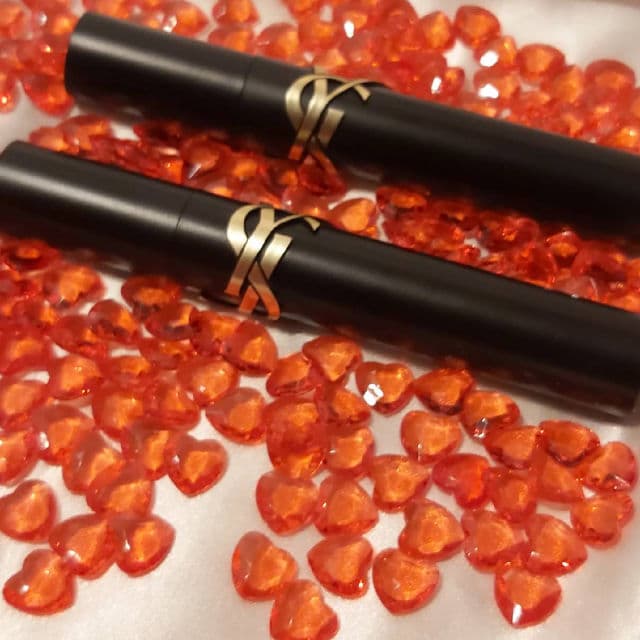 YSL Beauty Lash Clash Extreme Volume Mascara review photo by cariadsbeauty