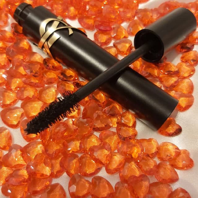 YSL Beauty Lash Clash Extreme Volume Mascara review photo by cariadsbeauty