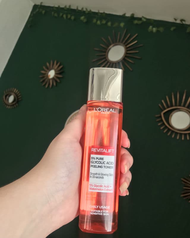 L'Oreal Paris Revitalift Derm Intensives 5% Pure Glycolic Acid Peeling Toner review photo by sugarvogue