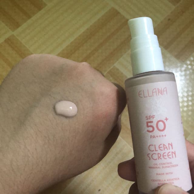Clean Screen SPF 50+ PA++++ Oil Control Mineral Sunscreen product review