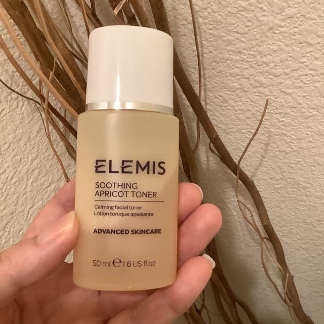 Elemis Soothing Apricot Toner review photo by thePineapplePrincess