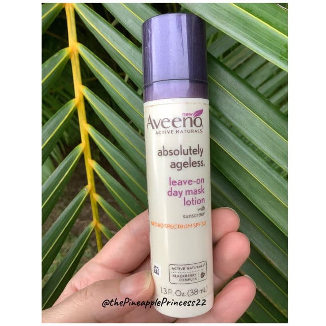 Aveeno Absolutely Ageless Daily Moisturizer SPF 30 review photo by thePineapplePrincess