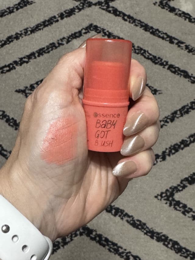 Essence Peaches & Cream review photo by luv2much