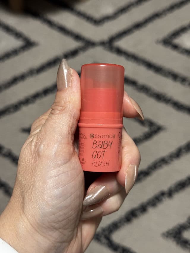 Essence Peaches & Cream review photo by luv2much