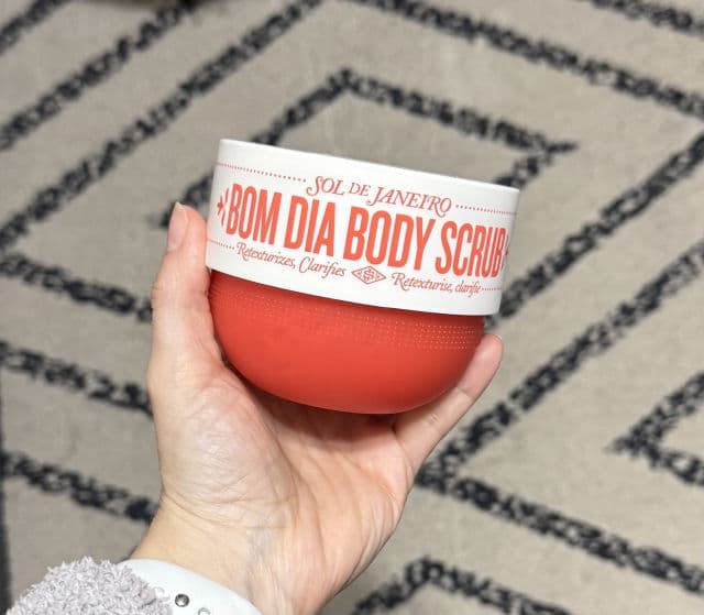 Sol de Janeiro Bom Dia Body Scrub review photo by luv2much