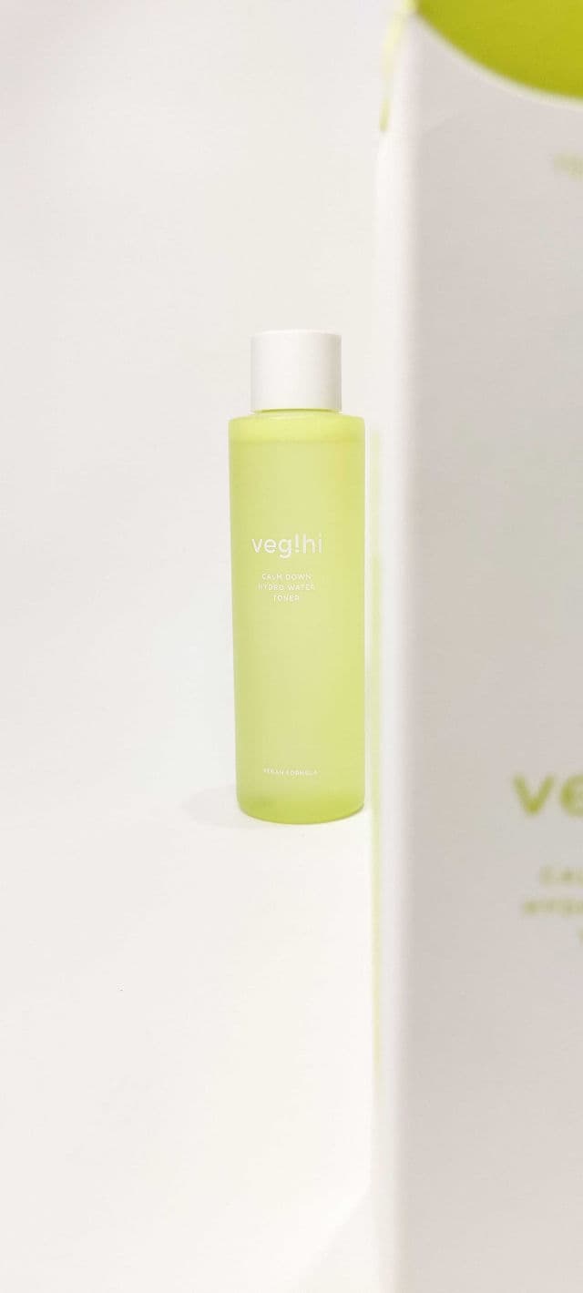veg!hi Calm Down Hydro Water Toner review photo by skincareflawssome