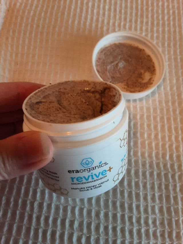 Era Organics Revive+ Microdermabrasion Scrub & Facial Exfoliator review photo by PattiL