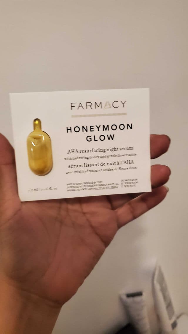 Farmacy Honeymoon Glow review photo by calvokurumilla