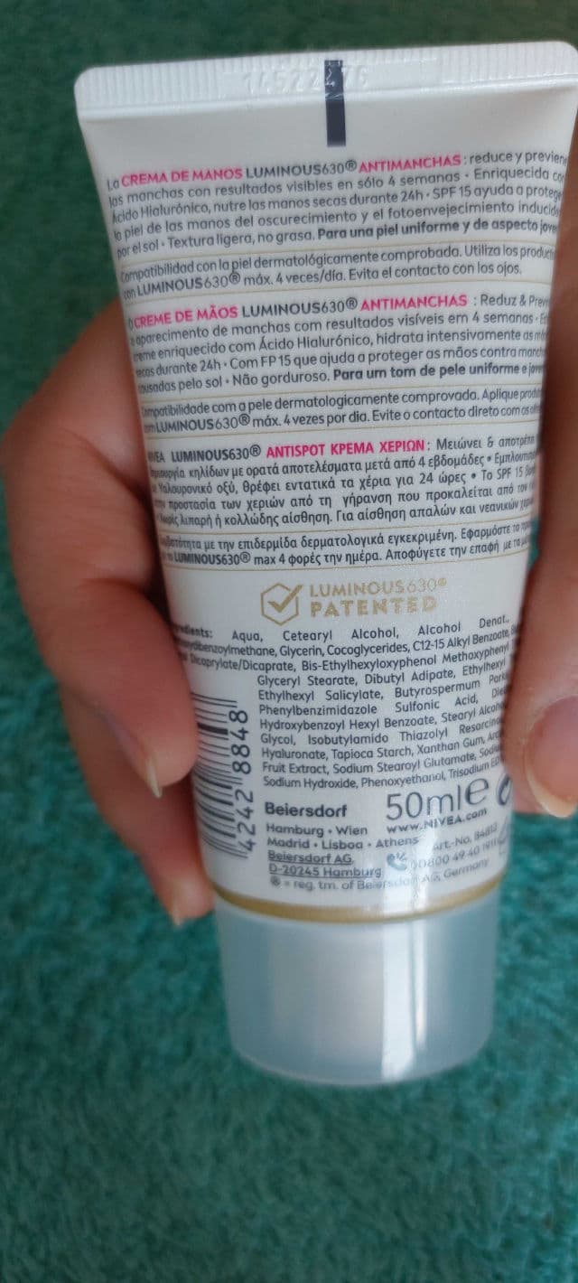 Nivea Luminous 630 Anti Spot Advanced Hand Cream SPF 15 review photo by xokera81