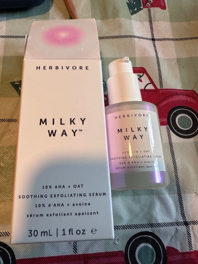 Herbivore Botanicals Milky Way 10% AHA + Oat Soothing Exfoliating Serum review photo by mandquill
