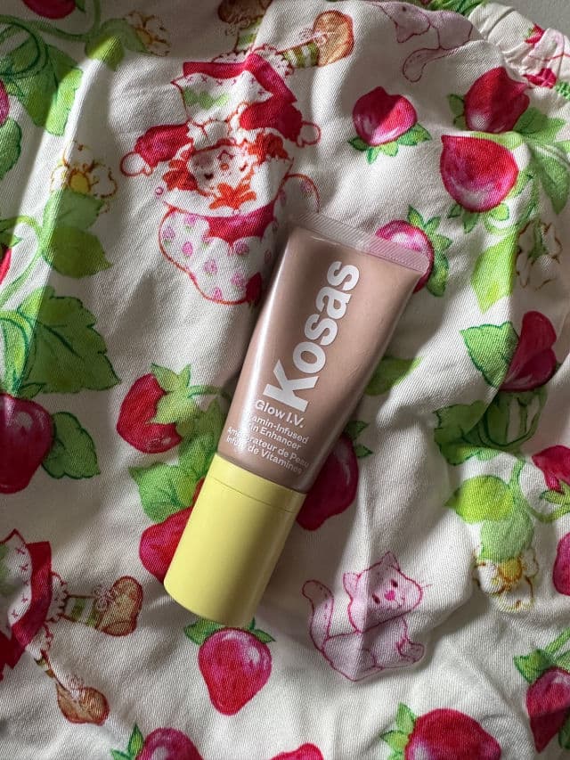Kosas Glow I.V. Vitamin-Infused Skin Enhancer review photo by mandquill
