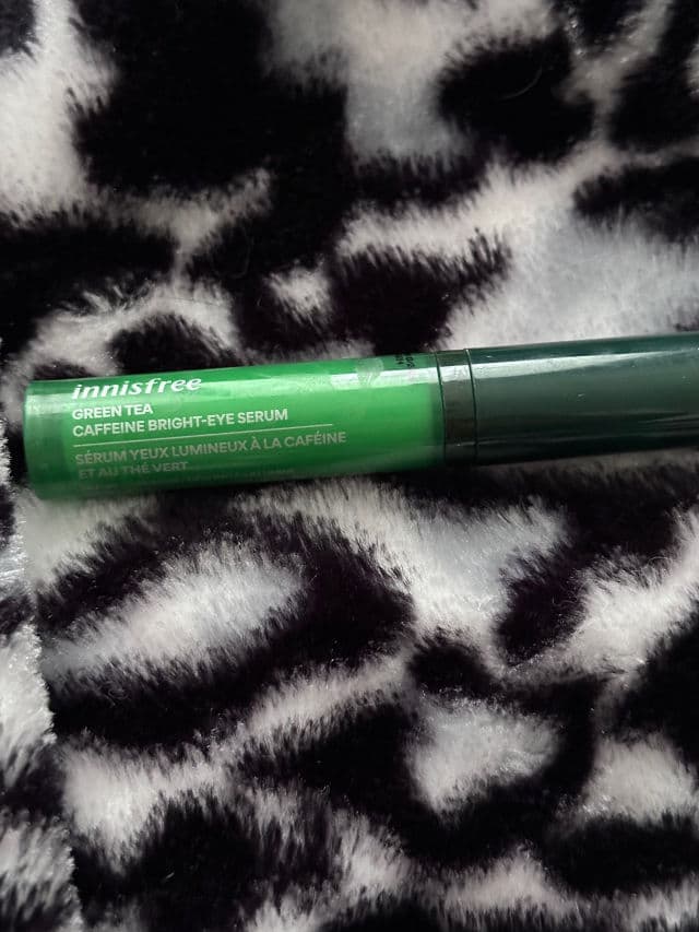 INNISFREE Green Tea Caffeine Bright-Eye Serum review photo by mandquill