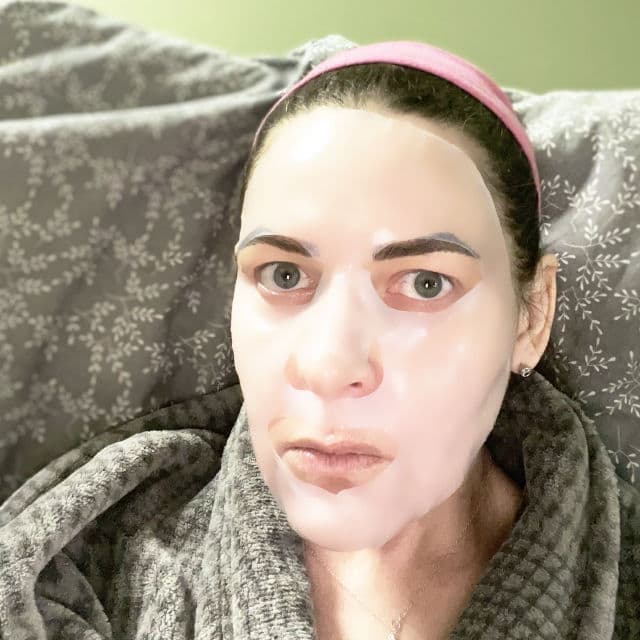 When 10:00 PM Anti-Aging Premium Bio-Cellulose Sheet Mask review photo by therealchelsea