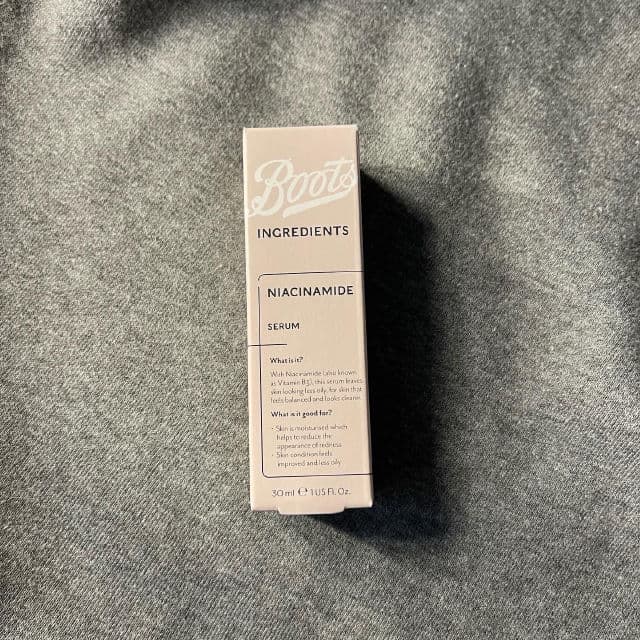 Boots Ingredients Niacinamide Serum review photo by therealchelsea