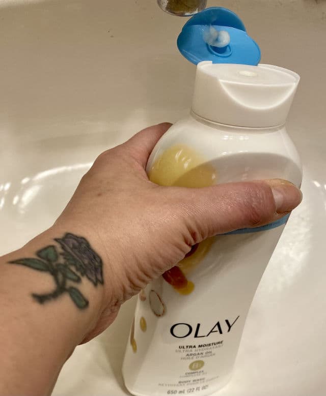 Olay Quench Ultra Moisture Shea Butter Body Lotion review photo by BobCat04