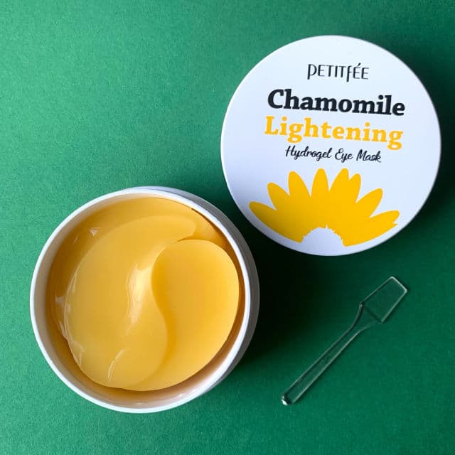 Petitfee Chamomile Lightening Hydrogel Eye Mask review photo by Yuccako