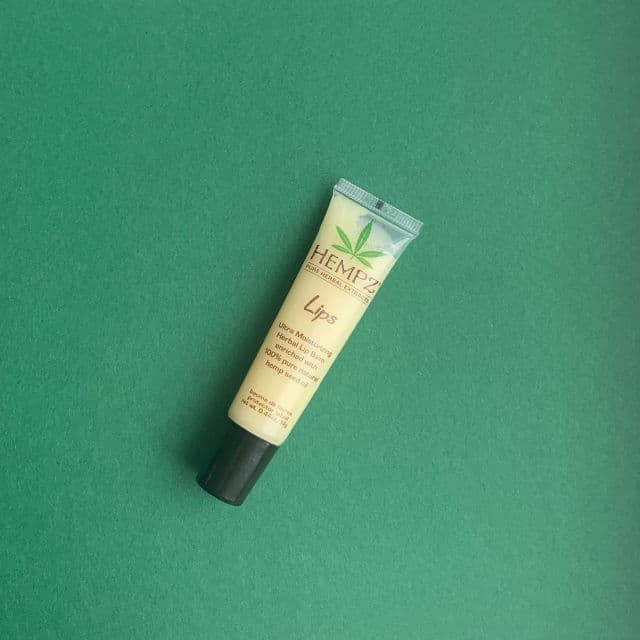 Hempz Ultra Moisturizing Herbal Lip Balm review photo by Yuccako