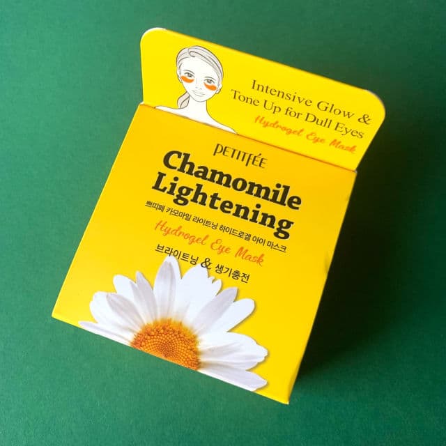 Petitfee Chamomile Lightening Hydrogel Eye Mask review photo by Yuccako