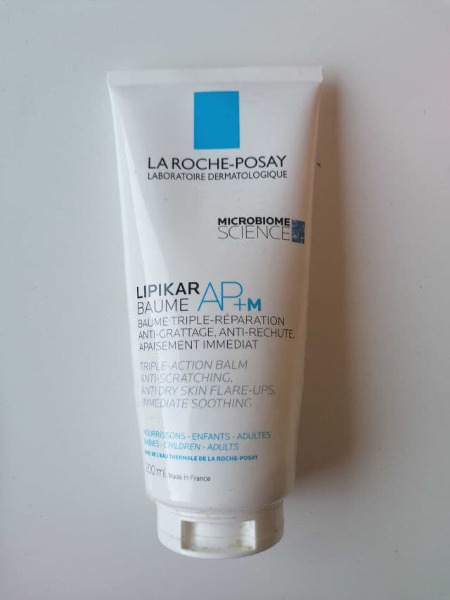 La Roche-Posay Lipikar Baume Light AP+M review photo by sofiek
