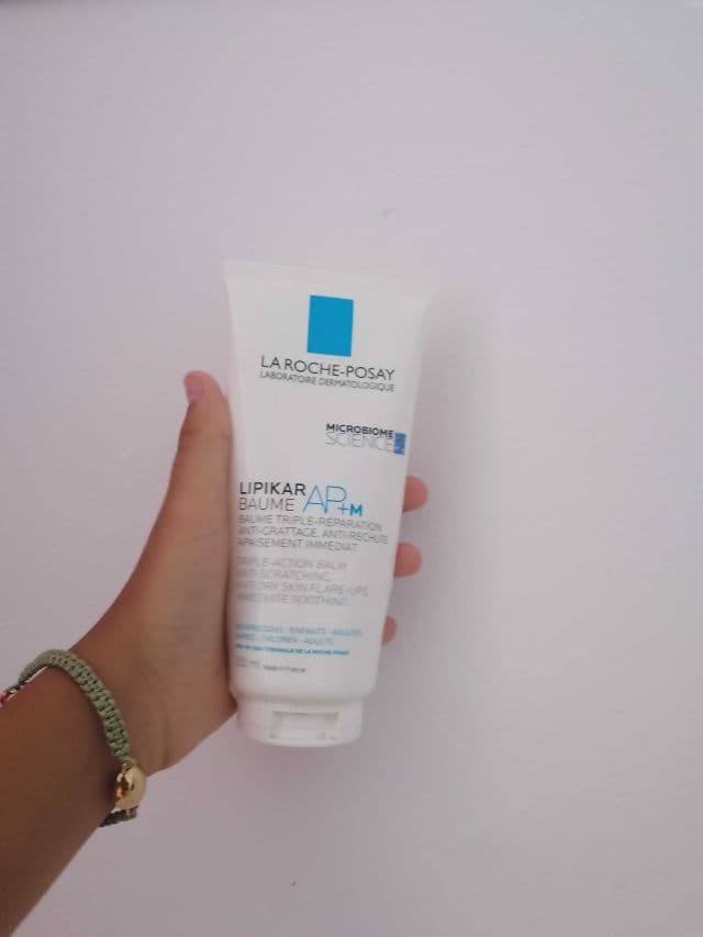 La Roche-Posay Lipikar Baume Light AP+M review photo by sofiek