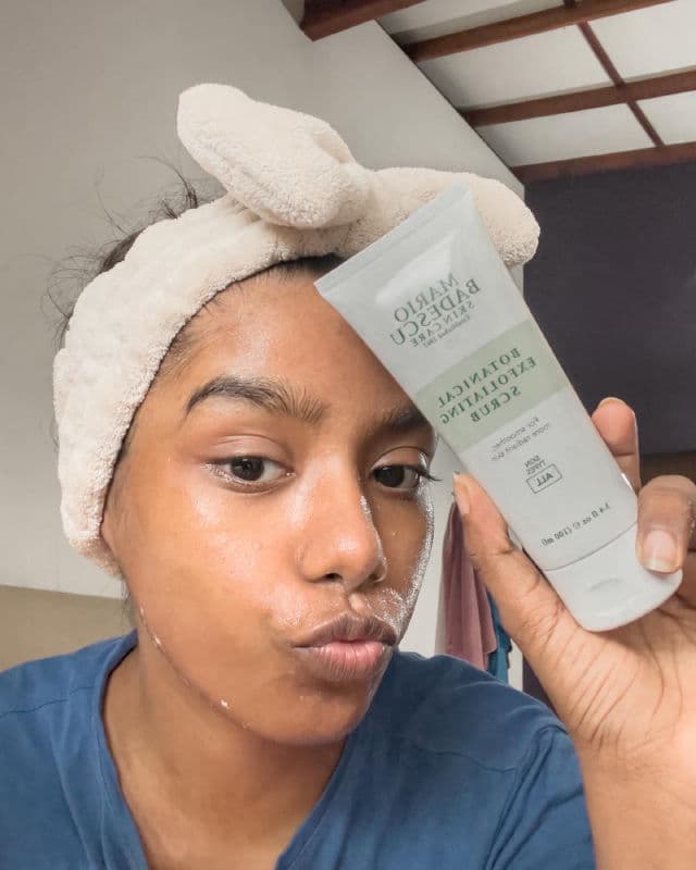 Mario Badescu Botanical Exfoliating Scrub review photo by Scarrr