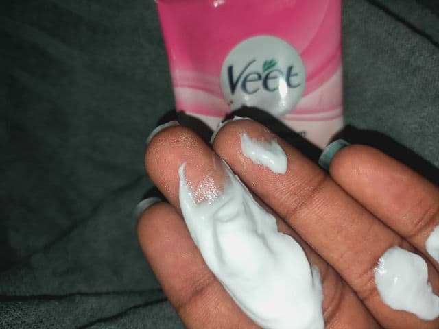 Veet Silky Fresh Hair Removal Cream for Sensitive Skin review photo by Scarrr