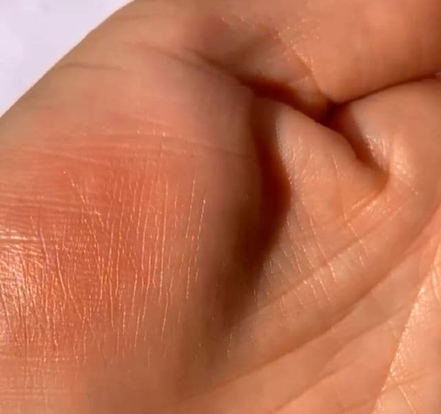 Clinique Cheek Pop Blush - Heather Pop review photo by Jasminmmundo