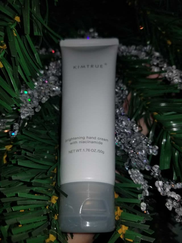 Kimtrue Brightening Hand Cream with Niacinamide review photo by makeupaddictnicole 