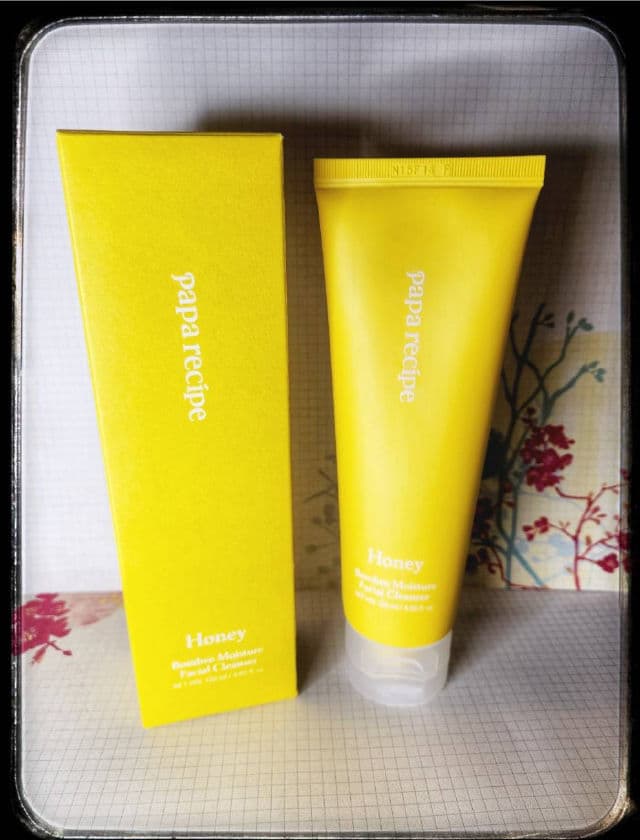 PAPA RECIPE Bombee Honey Moisture Facial Cleanser review photo by makeupaddictnicole 