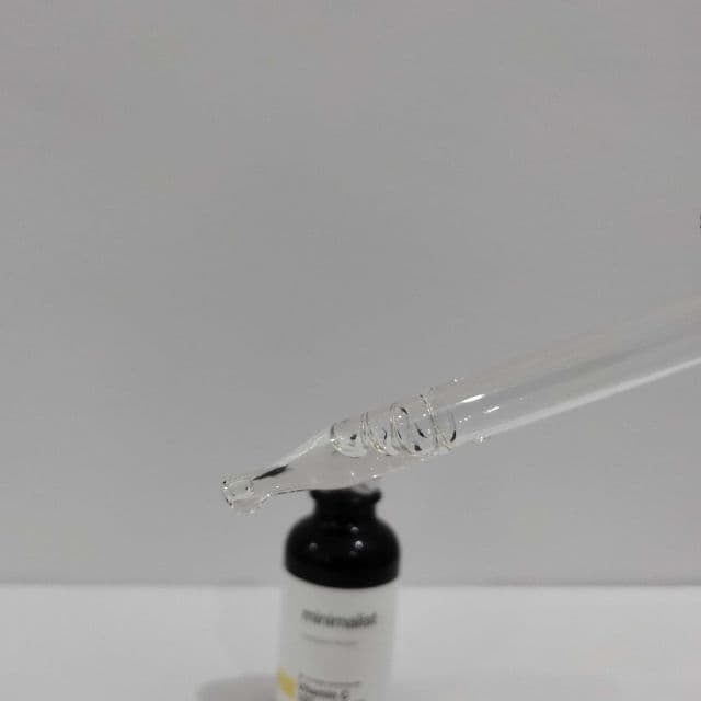 Minimalist Vitamin C (Ethyl Ascorbic Acid) 10% + Acetyl Glucosamine 1% review photo by Manalsobsessions