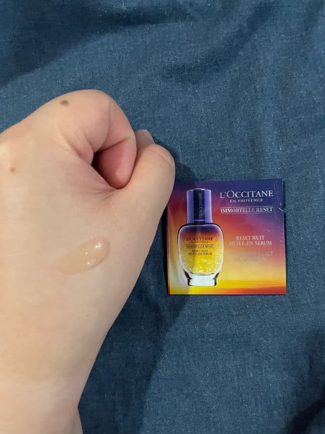 L'Occitane Immortelle Overnight Reset Oil-in-Serum review photo by Monicaaaaa