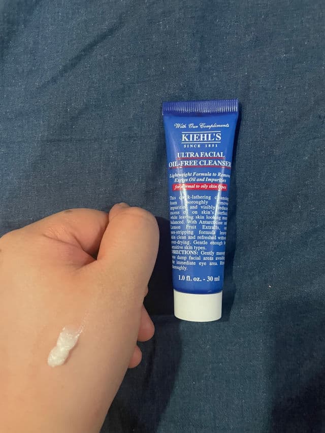 Kiehl's Ultra Facial Oil-Free Cleanser review photo by Monicaaaaa